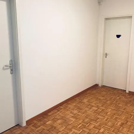 33a - No Bikes - Self Check-in - No Reception * Лугано