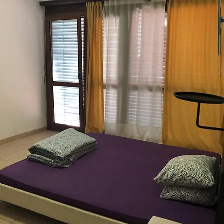 33a - No Bikes - Self Check-in - No Reception Accommodatie bij particulieren *